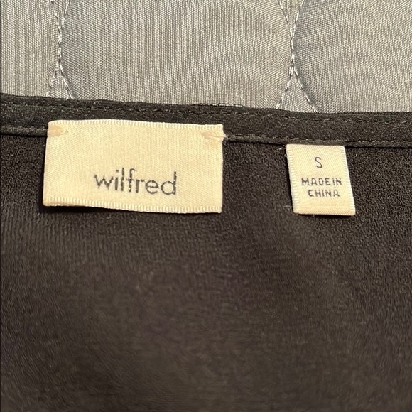 Wilfred‎ Aritzia long sleeve Cold Shoulder Top black - Picture 5 of 8